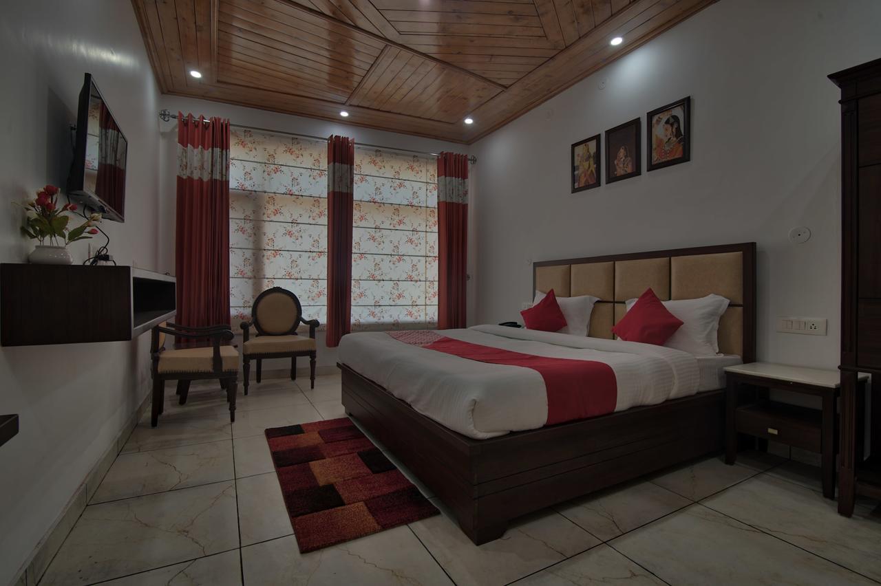 Oyo 13755 Woodstock Inn Dalhousie Εξωτερικό φωτογραφία